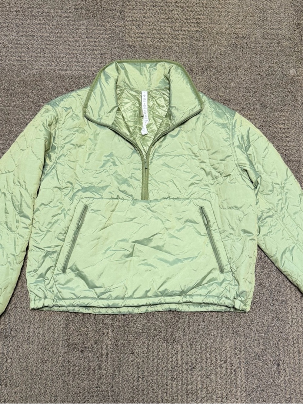 lululemon athletica sage green quilted jacket